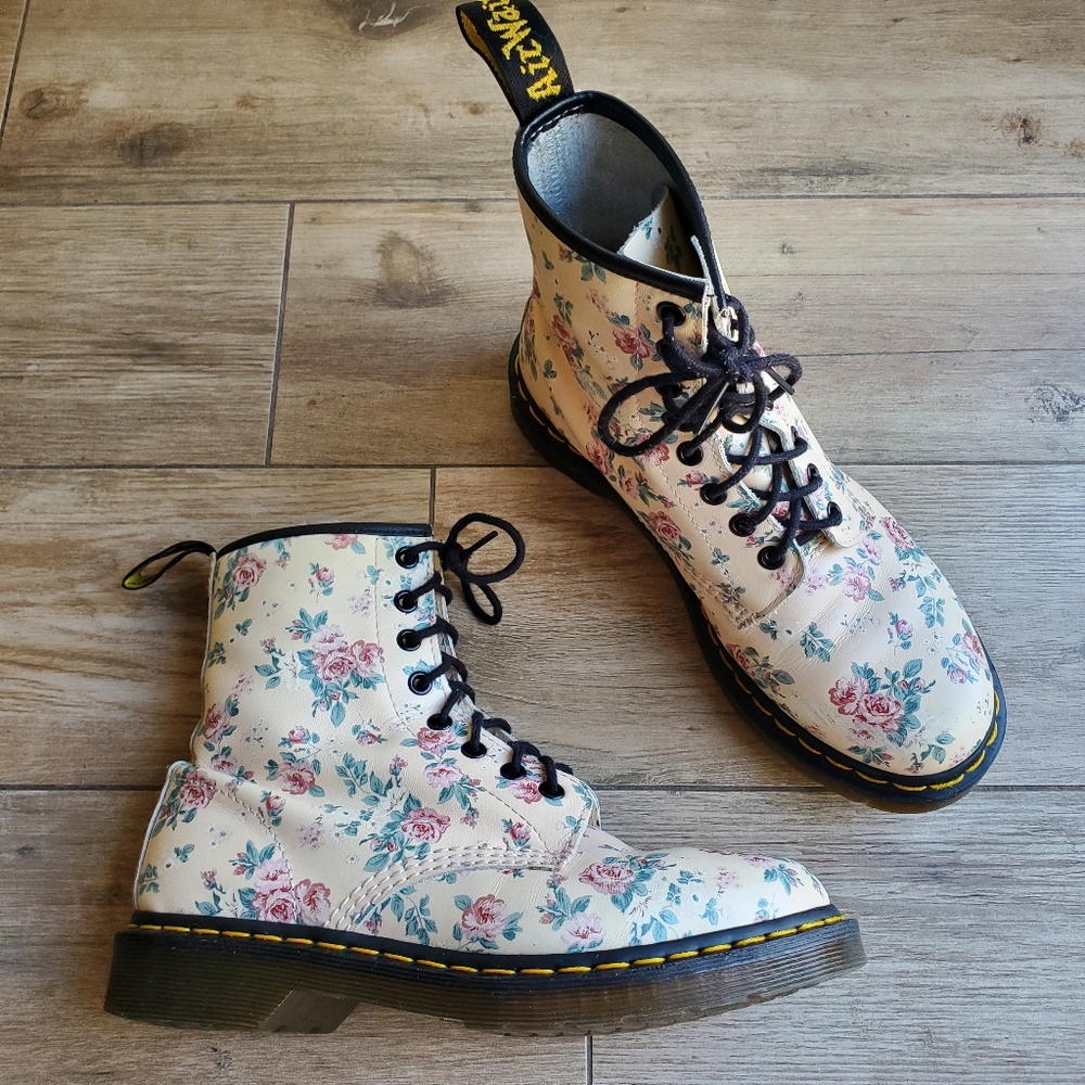 Dr. Martens 1460 Rose Floral Blush Boots 8